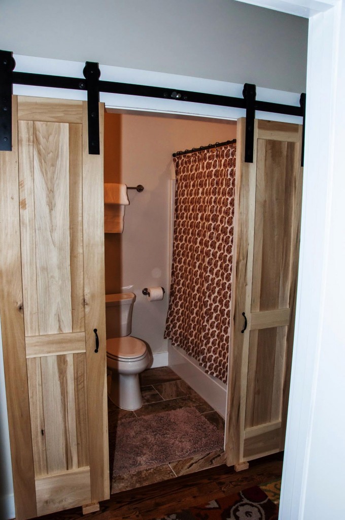 Bathroom Pictures bathroom-with-sliding-barn-doors