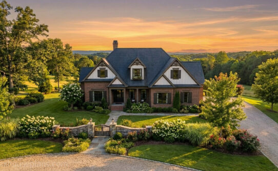 John's Creek elevation — 4 bed, 2 1/2 bath, 2,475 Sq. Ft. by Max Fulbright Designs